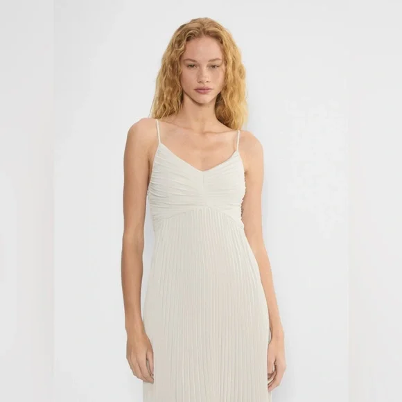NWT - Aritzia Babaton Celebrate Dress - Matte Pearl - Size 6 - Picture 2 of 11